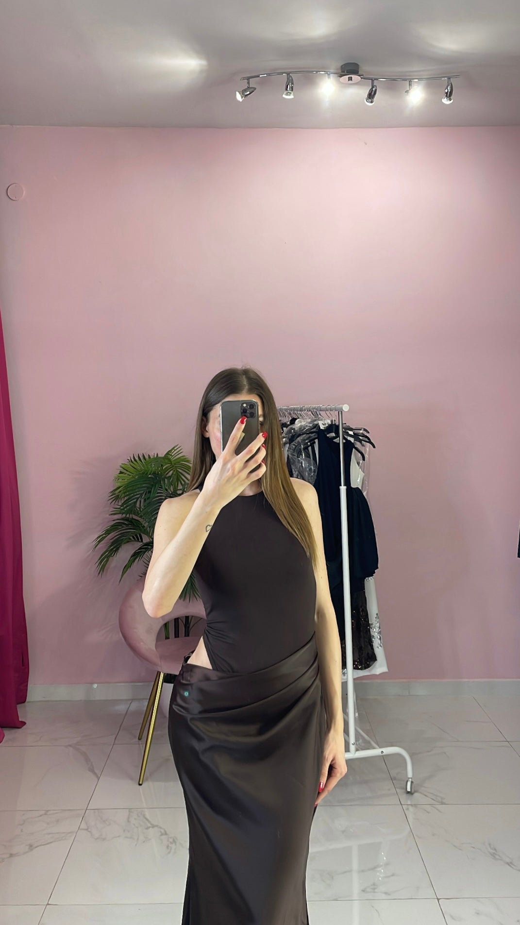 ABITO CUT OUT RASO