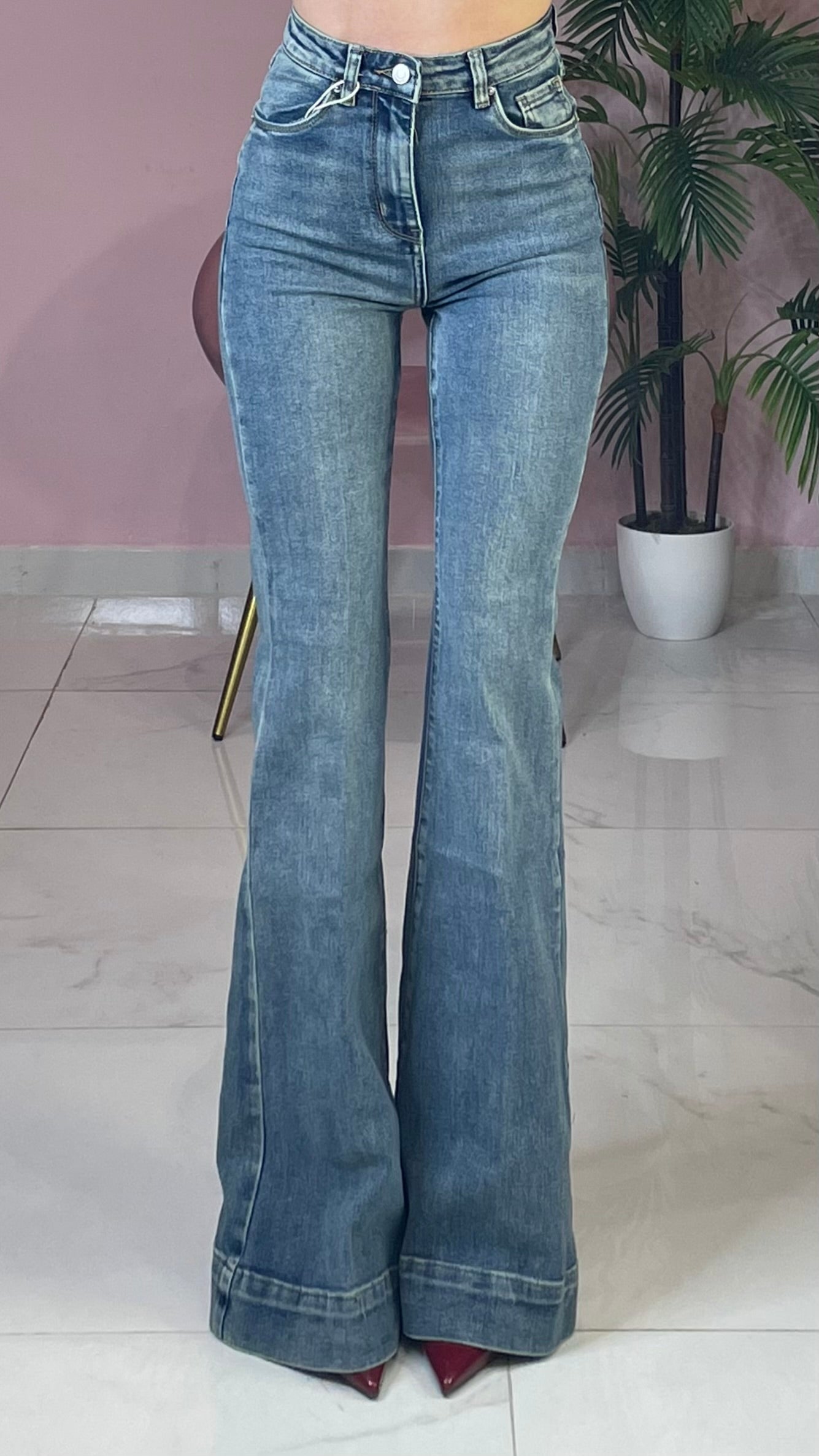 JEANS A ZAMPA PUSH UP