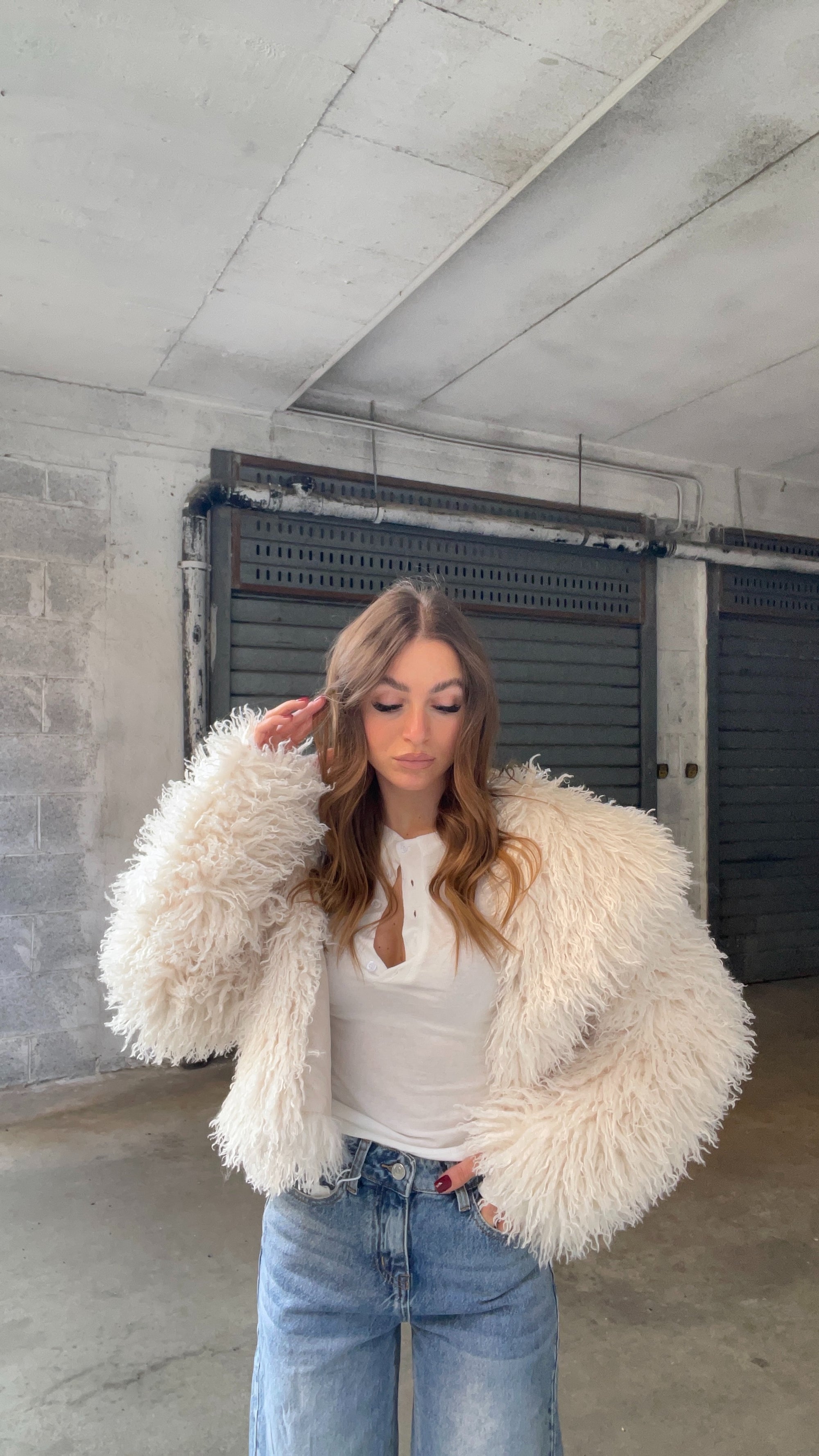 MAGLIA SEMIVELATA CON BOTTONI