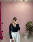 BODY CON SCOLLO E ARRICCIATURA