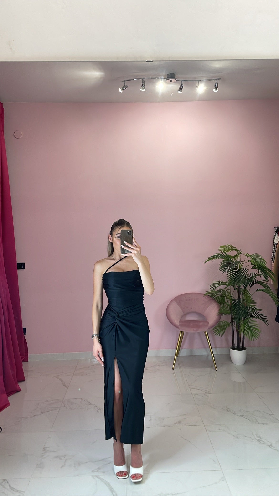 ABITO TOTAL BLACK&amp;RED