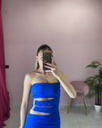 ABITO CUT OUT CON CINTA