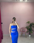 ABITO CUT OUT CON CINTA
